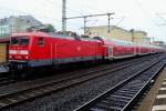 DB 114 014 steht am verregneten 1.Juni 2013 in Fulda.