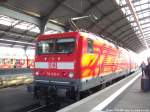 114 032-6 mit einem RegionalExpress im Bahnhof Halle (Saale) Hbf am 1.11.14