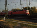 120 XXX verlsst als RE1 mit ziel Rostock Hbf den Bahnhof Schwerin Hbf am 30.9.18