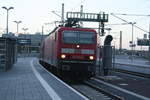 143 591 von Eilenburg kommend bei der einfahrt in den Endbahnhof Halle/Saale Hbf am 4.11.20