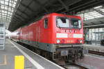 BR 143/736698/143-932-im-bahnhof-hallesaale-hbf 143 932 im Bahnhof Halle/Saale Hbf am 8.4.21