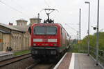 BR 143/736978/143-957-verlaesst-den-bahnhof-delitzsch 143 957 verlsst den Bahnhof Delitzsch ob Bf in Richtung Eilenburg am 20.5.21