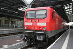 BR 143/736981/143-932-von-eilenburg-kommend-in 143 932 von Eilenburg kommend in den Endbahnhof Halle/Saale Hbf eingefahren am 27.5.21