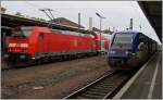 BR 146/482931/die-db-146-232-4-und-eine Die DB 146 232-4 und eine SNCF 'Walfisch' in Offenburg.
15. Sept. 2015