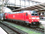 146 129-2 steht als RE8 mit ziel Bremerhaven-Lehe im Bahnhof Bremen Hbf am 7.1.18
