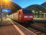 146 008 als RE30 mit ziel Magdeburg im Bahnhof Halle (Saale) Hbf am 16.2.19 