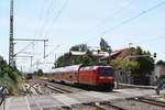 146 018 mit dem RE30 mit ziel Halle/Saale Hbf bei der einfahrt in Niemberg am 30.7.20  