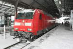146 031 mit dem RE30 mit ziel Magdeburg Hbf im Bahnhof Halle/Saale Hbf am 8.2.21