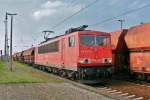 Am 31 Mai 2010 hlt ein Schtterzug mit 155 070 in Grosskorbetha.