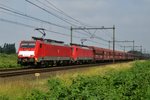 BR 189/507719/kohlezug-mit-189-043-doennert-durch Kohlezug mit 189 043 dönnert durch Horst-Sevenum am 9 Juli 2016.