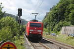 189 005mit einem Gterzug von Tschechien kommend bei der Durchfahrt im Bahnhof Schna am 6.6.22