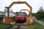 chiemgauer-lokalbahn-15/739788/vt26-302-026-der-chiemgauer-lokalbahn VT26 (302 026) der Chiemgauer Lokalbahn bei der MaLoWa in Klostermannsfeld am 7.6.21