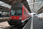 doppelsteuerwagen-alle-generationen/667710/dabbuzfa760-mit-143-176-im-bahnhof DABbuzfa760 mit 143 176 im Bahnhof Halle (Saale) Hbf am 2.7.19