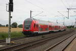 146 015 mit dem RE30 mit Ziel Halle/Saale Hbf bei der Einfahrt in den Bahnhof Niemberg am 5.7.21