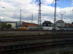 Blick auf den H-L-Schnellverkehr Gliederzug in Nrnberg am 20.4.17