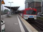 AKN VTE & VTA Triebwagen als A1 mit ziel Kaltenkirchen in der AKN / S-Bahn Station Eidelstedt in Hamburg am 31.8.13