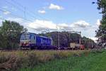 Containerzug mit BoxXpress 193 834 durchfahrt am 30 Juli 2019 Tilburg Oude warande.