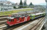 Crossrail ist eine Schweizerischen Privatbahn die international aktiv ist. Die 113 dagegen, bleibt in die Schweiz und wurde am 15 Mai 2010 in Spiez fotografiert.