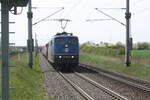 eisenbahngesellschaft-potsdam-egp/783200/151-085-der-egp-mit-einem 151 085 der EGP mit einem Gterzug bei der Durchfahrt in Zberitz am 29.4.22