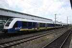 Erixx/811012/622-702202-mit-622-201701-vom 622 702/202 mit 622 201/701 vom Erixx im Bahnhof Hannover Hbf am 8.6.22