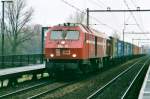 HGK 11 dönnert am 6 Mai 2000 durch Dordrecht Zuid.