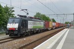 MRCE Dispolok/496703/rtb-189-285-treft-mit-der RTB 189 285 treft mit der Blerick-Shuttle in Tilburg ein am 16 Mai 2016.
