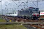 MRCE Dispolok/691665/mrce-soeldner-x4e-622-treft-am-25 MRCE Söldner X4E-622 treft am 25 Februar 2020 mit der Berlin-Warszawa Express in Rzepin ein. Wegen Mangel an Tauri hat PKPIC einige Vectronen angemietet.