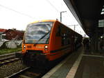 ostdeutsche-eisenbahngesellschaft-odeg/630775/odeg-vt-65069-als-rb13-mit ODEG VT 650.69 als RB13 mit ziel Parchim bim Bahnhof Schweriner Hbf am 30.9.18