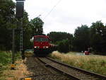155 061-5 von Railpool mit einem Schotterzug in Delitzsch am 12.7.18