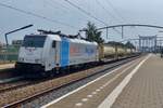 Ruhrtalbahn/536956/rtb-186-423-schleppt-der-pcc-shuttle RTB 186 423 schleppt der PCC-Shuttle aus Polen durch Zwijndrecht am 23 Juli 2016.