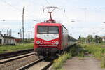 143 020 verlsst den Bahnhof Grokorbetha in Richtung Halle/Saale Hbf am 1.6.22