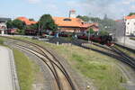 harzer-schmalspurbahn-hsb/798228/99-7241-verlaesst-den-bahnhof-wernigerode 99 7241 verlsst den Bahnhof Wernigerode Hbf in Richtung Brocken am 2.6.22