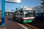 Mercedes Benz Bus im Fhrbahnhof Borkum Reede am 26.8.19