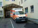 PKW Rettungswagen der ASB am Krankenhaus in Bad Drkheim am 11.12.2013