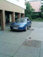 PKW Audi A4 Cabriolet auf einem ffentlichen Parkplatz in Bad Drkheim am 15.08.2013
