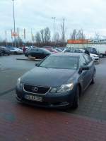 PKW Lexus IS 200 2.0 V6 gesehen in Grnstadt Globusparkplatz am 03.01.2014