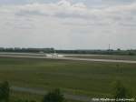 Lufthansa Flugzeug beim Startvorgang am Flughafen Halle/Leipzig am 24.5.15