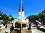 sachsen-anhalt/563360/brunnen-auf-dem-hallmarkt-mit-blick Brunnen auf dem Hallmarkt mit Blick auf die Kirche am Marktplatz Halle (Saale) am 14.6.17