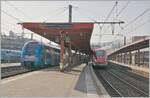 Der FS Trenitalia ETR 400 050 ist auf dem langen Weg von Milano Centrale nach Paris Gare de Lyon als FR 9292 unterwegs und verlässt nach einem kurzen Halt den Bahnhof von