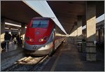 ETR 500/511370/ein-fs-trenitalia-etr-500-frecciarossa Ein FS Trenitalia ETR 500 'Frecciarossa' in Firnze.
12. Nov. 2015
