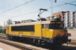 bb-1600/797132/railion-1608-steht-am-5-juli Railion 1608 steht am 5 Juli 2003 in Beverwijk.