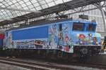 RailExperts RXP 9902 steht in neune Farben am 6.Jänner 2024 in Amsterdam Centraal.