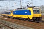 br-186-traxx-140ms/551728/ns-186-032-treft-am-26 NS 186 032 treft am 26 März 2017 in Rotterdam Centraal ein.