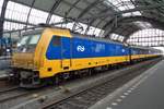 br-186-traxx-140ms/619830/ns-186-018-steht-am-9 NS 186 018 steht am 9 Juli 2018 in Amsterdam Centraal.