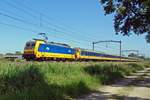 br-186-traxx-140ms/663529/ns-186-045-zieht-am-28 NS 186 045 zieht am 28 Juni 2019 ein IC-Zug bei Oisterwijk.