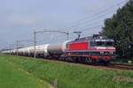 raillogix-3/678586/railogiccap-train-1618-schleppt-ein-gaskesselwagen-durch RaiLogic/Cap-Train 1618 schleppt ein Gaskesselwagen durch Hultem am 23 Augustus 2019.