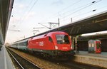 Nachtzug nach Rom treft mit 1116 260 am 28 Mai 2009 in Wien-Meidling ein.