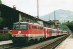 Am 29 Mai 2004 steht ÖBB 1142 656 in Schwarzach-St.Veit.