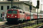 Am 26 Mai 2002 verlässt 1142 542 Wien-Hütteldorf.