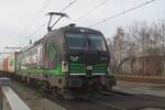 european-locomotive-leasing-ell/808580/rfo-193-734-doennert-samt-klv RFO 193 734 dnnert samt KLV durch Blerick am 15 Februar 2023.